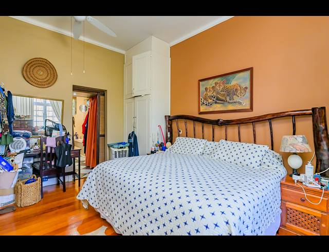 7 BEDROOM HOUSE FOR SALE IN ESSENWOOD